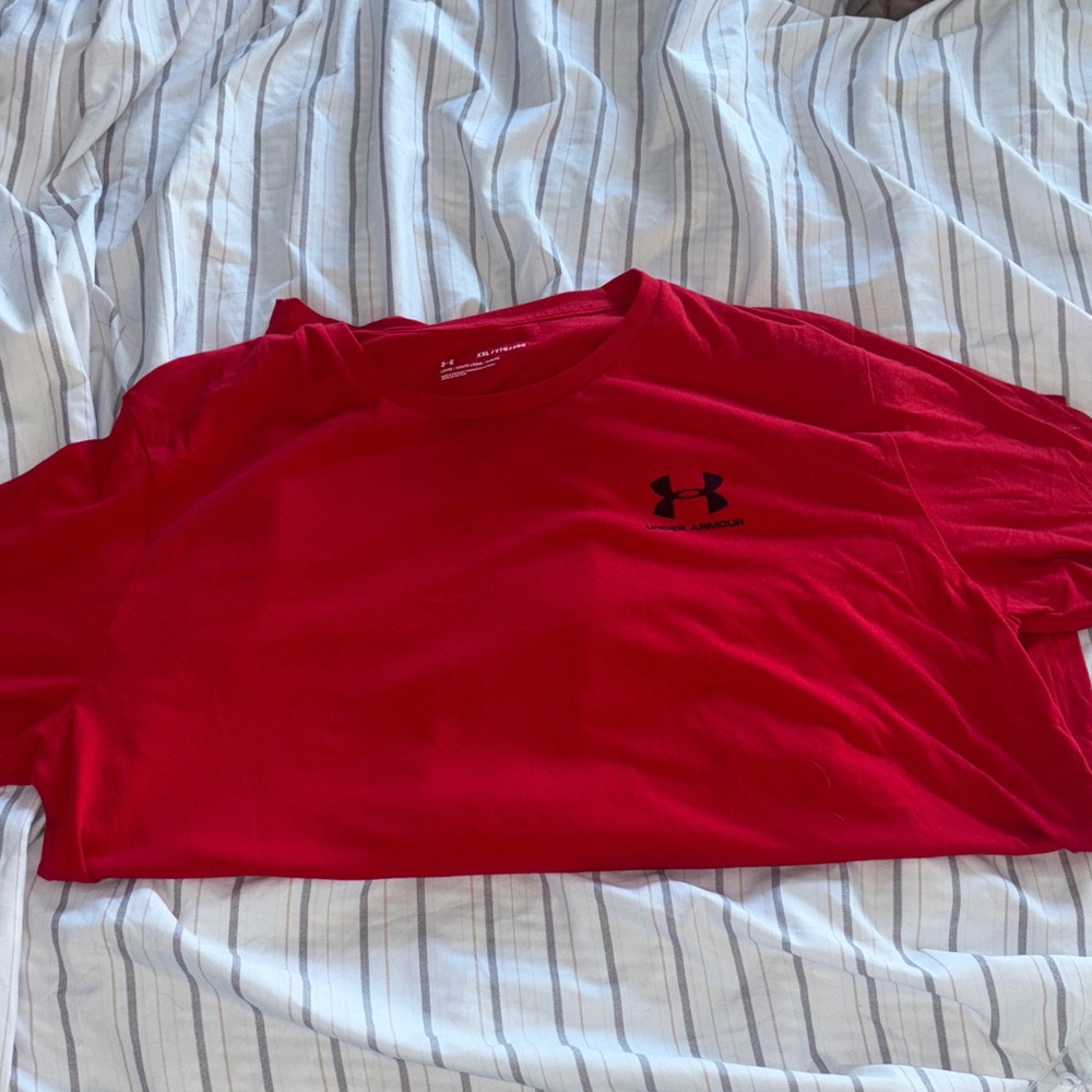 Under Armour Red Crewneck Tee